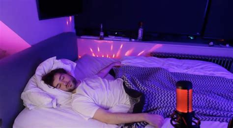 sleep stream boner